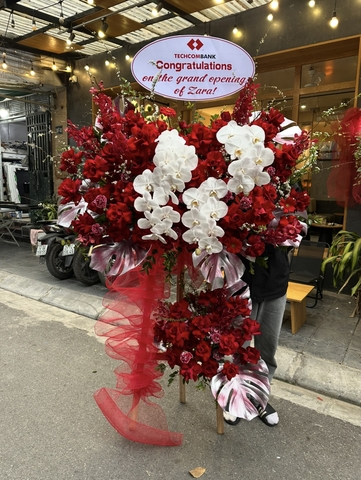 Kệ hoa chúc mừng khai trương tone đỏ vip, đẳng cấp top 1 Hà Nội | Elise Flowers