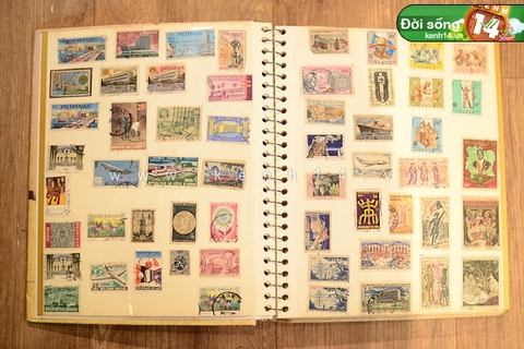 Bộ sưu tập hơn 1000 con tem của cậu bạn đẹp trai
