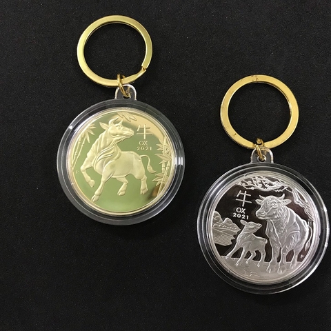 Cặp Móc Khóa Xu Úc Hình Con Trâu Vàng Bạc
