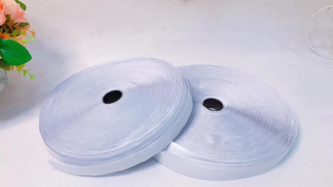 Băng dính velcro 3cm mịn (1 cuộn gai + 1 cuộn mịn)