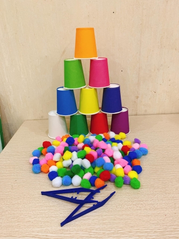 Combo Pompom bông màu + ly + kẹp