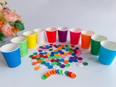 Set khuy và ly giấy