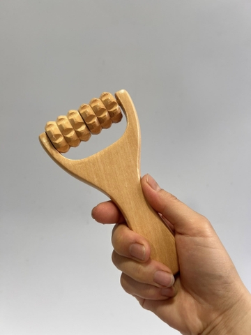 Cây lăn massage gỗ mẫu 1