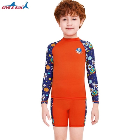 Bộ bơi dài bé trai ,màu Cam, rời quần cộc, tay vũ trụ Dive Sail M150081K