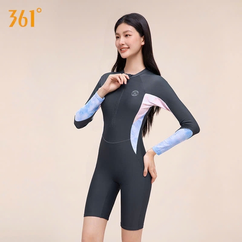 Bộ bơi nữ chống nắng, dài tay màu xám,  tay xanh, vải kháng Clo, UPF 50+, 361