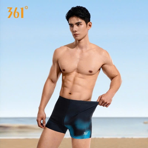 Quần bơi nam 361, dáng thể thao, co giãn, kháng Clo, bơi lội thi đấu tập luyện, màu đen hoạ tiết