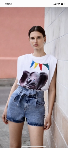 Áo Thun Độn Vai In Voi Zara