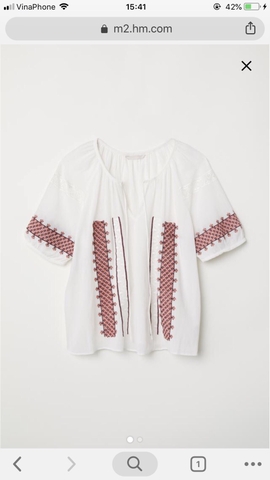 Áo trắng tay phồng HM thêu