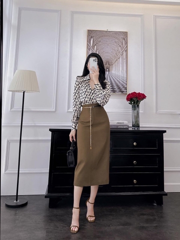 Chân Váy Vero Nâu Kèm Belt