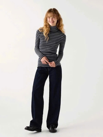 Áo Cổ Lọ Kẻ Ngang Uniqlo