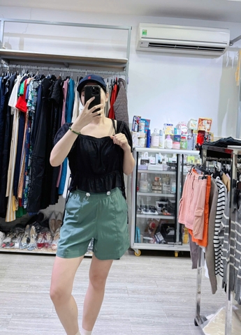 Quần Short Vải Dù Uniqlo
