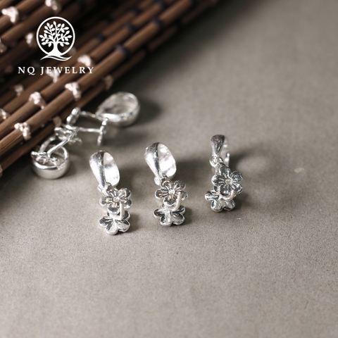 Khoen bạc móc mặt họa tiết hoa mai 5 cánh