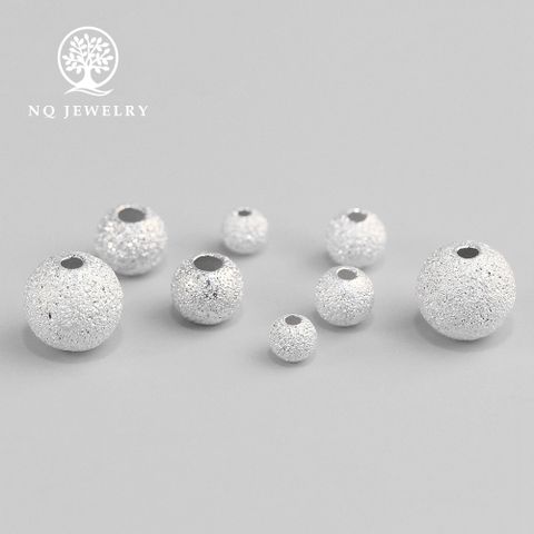 Charm bi bạc họa tiết xỏ ngang