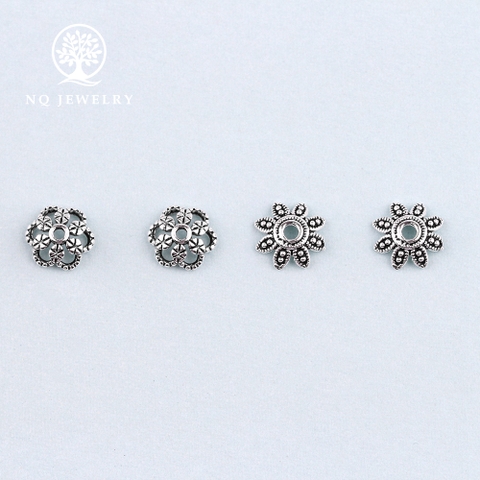 Charm bạc chụp hạt họa tiết hoa văn lá 8 cánh