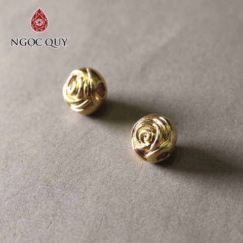 Charm bạc mạ vàng hình hoa hồng xỏ ngang