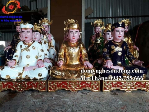 Tượng ông hoàng mười