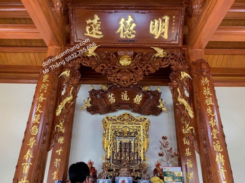 Bộ hoành phi câu đối cho gian thờ tư gia
