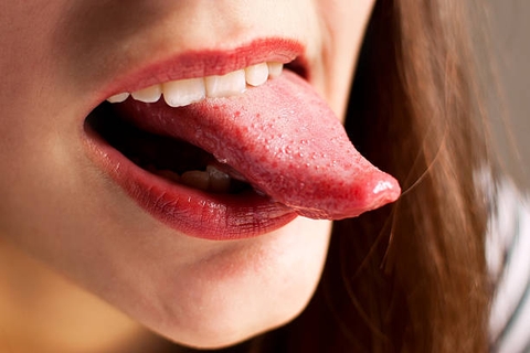 Cảm Giác Khi Hôn Lưỡi Có Thích Không? Bí Quyết Hôn Lưỡi Khiến Đối Phương “Nghiện” Bạn