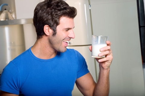 Giải đáp: Uống sữa đậu nành có làm giảm khả năng sinh sản nam giới?