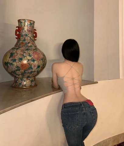 Vóc dáng mình dây – Chuẩn mực gợi cảm khiến phái mạnh say đắm