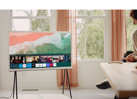 Smart Tivi Kiểu Chữ Có Chân The Serif QLED Samsung 4K 55 inch QA55LS01T