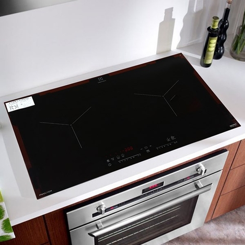 Bếp từ đôi Electrolux EHI7280BB