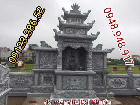 lăng thờ cánh đá xanh lắp đặt trong khuôn viên tại Sơn Tây