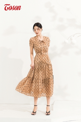 42285N52 - Đầm dáng dài nền nâu chấm bi - tơ lụa.