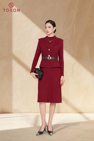 B6706 - Bộ len: Áo khoác sát nách + Đầm