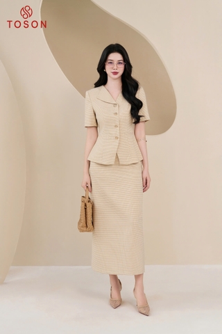 B8382K95 - Bộ text kẻ ô vàng: Vest tay cộc + C.Váy