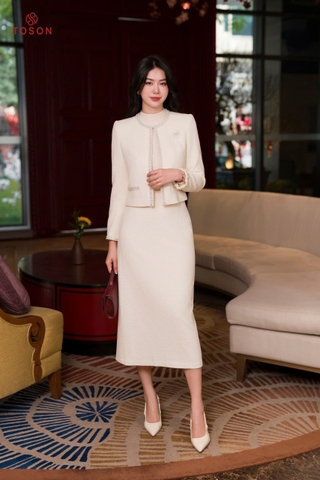 B8374E65 - Bộ u mì xốp kem: Vest ngắn + C.váy