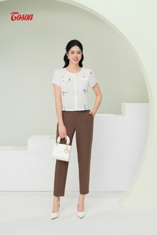 23042N63 - Quần nâu cafe tuýp si dáng baggy, túi cắt V chéo SXTN.