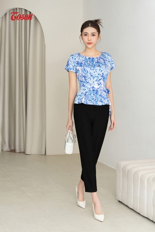 22989B83 - Quần đen dáng ôm, cạp chéo đính trang trí Limitted.