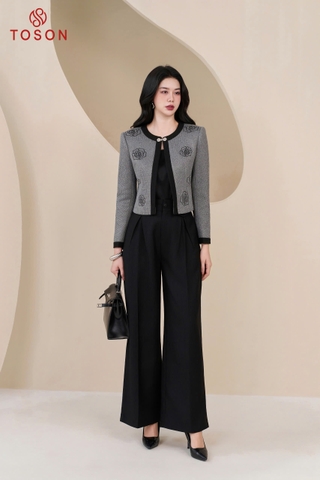 82005G95 - Áo vest ngắn dạ len ghi thêu hoa hồng