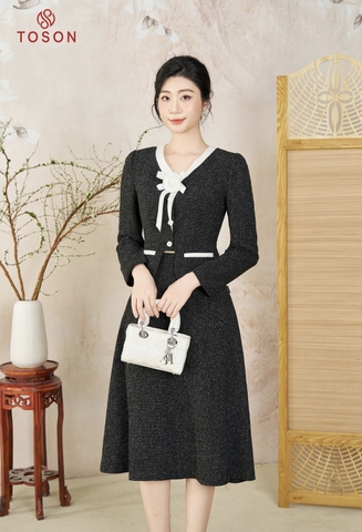 B8340B83 - Bộ tweet đốm đen: Vest đính nơ hoa + Chân váy xòe.