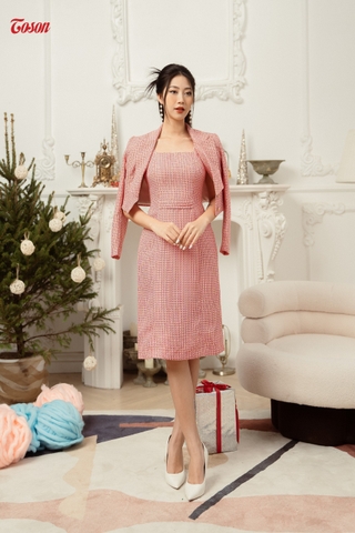 B8466D53 - Bộ tweet đỏ - trắng: Áo vest ngắn + Đầm suông ôm sát nách...