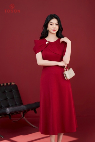 43525D94 - Đầm u mì đỏ vai xếp ly (Limitted)