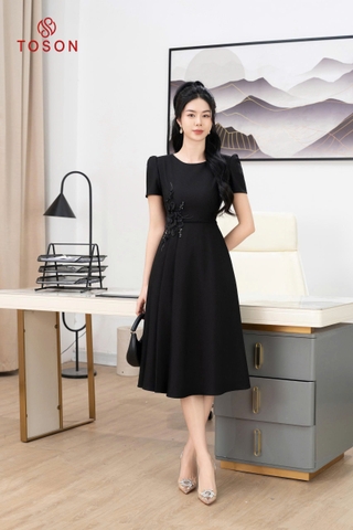 43227B35 - Đầm đen đũi nhật, eo tết dây đính hoa