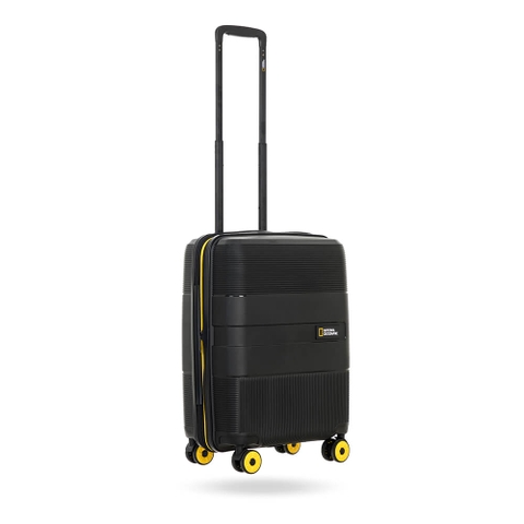 Vali National Geographic N221HA