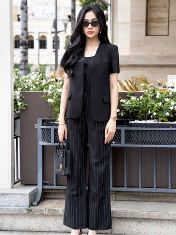 Áo Blazer ngắn tay không ve cổ Maline WALENTY