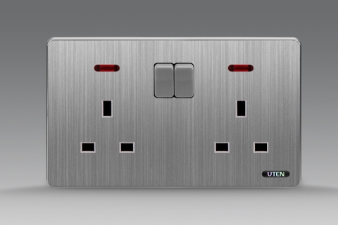 Bộ ổ cắm đôi EU và công tắc