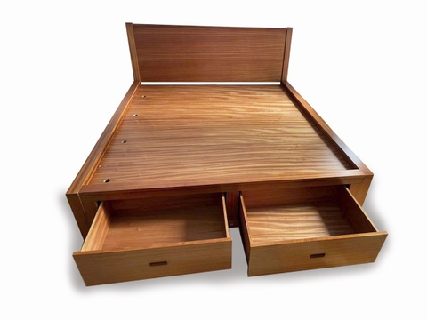 GiƯỜNG CÓ HỘC KÉO (VẠT PHẢN)