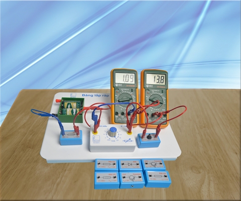 Bộ thí nghiệm về dòng điện không đổi