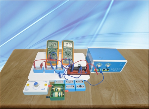 Bộ thí nghiệm về dòng điện không đổi