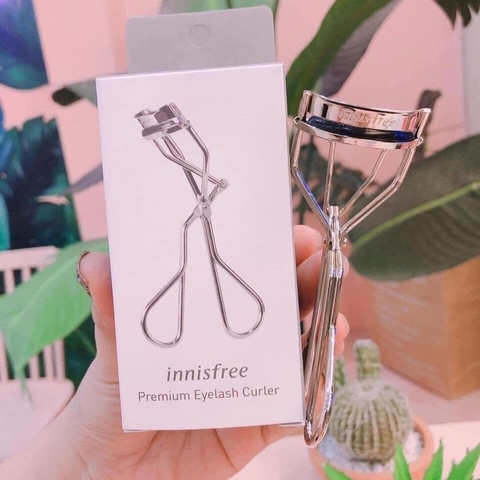 Kẹp bấm mi Innisfree Premium Eyelash Curler