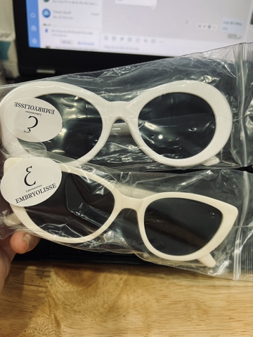 {QUÀ TẶNG} Mắt kinh thời trang