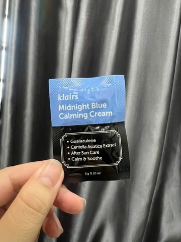 Kem dưỡng phục hồi da Klairs Midnight Blue Calming Cream
