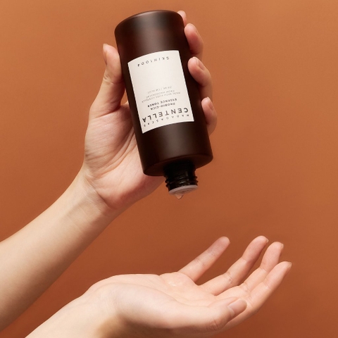 Nước hoa hồng Skin1004 Madagascar Centella Probio-Cica Essence Toner 210ml