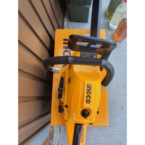 Máy cưa xích dùng xăng Ingco GCS5451811 1.8Kw