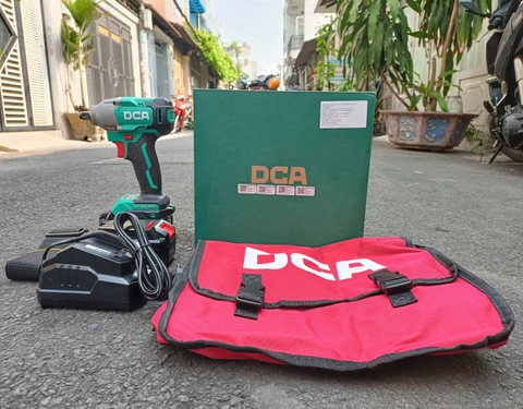 Máy siết buloong không chổi than dùng pin DCA ADPB298DM